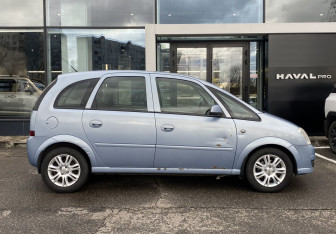 Подержанный автомобиль Opel Meriva 2008 года (4 фото)