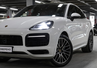 Подержанный автомобиль Porsche Cayenne 2020 года (30 фото)