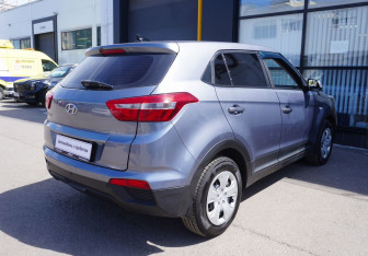 Подержанный автомобиль Hyundai Creta 2017 года (5 фото)