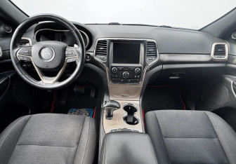 Подержанный автомобиль Jeep Grand Cherokee 2014 года (9 фото)