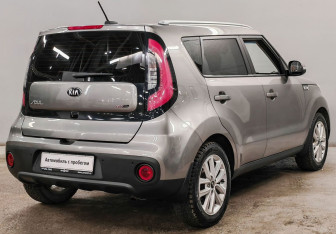 Подержанный автомобиль Kia Soul 2017 года (5 фото)