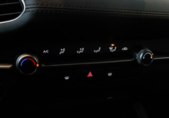 Подержанный автомобиль Mazda 3 Sedan 2020 года (13 фото)