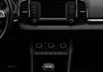 Подержанный автомобиль Skoda Karoq 2020 года (12 фото)