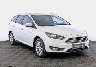Подержанный автомобиль Ford Focus Wagon 2017 года (3 фото)