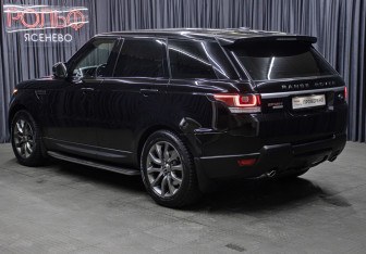 Подержанный автомобиль Land Rover Range Rover Sport 2015 года (7 фото)