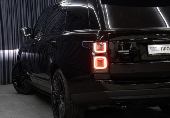 Подержанный автомобиль Land Rover Range Rover 2020 года (32 фото)