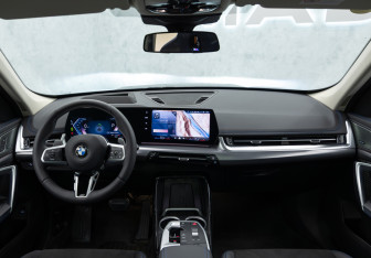 Новый BMW X1 2025 (10 фото)