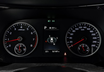 Подержанный автомобиль Kia K5 2021 года (16 фото)