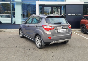 Подержанный автомобиль Changan CS35 2014 года (7 фото)
