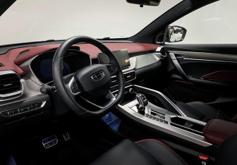 Подержанный автомобиль Geely Coolray 2022 года (9 фото)