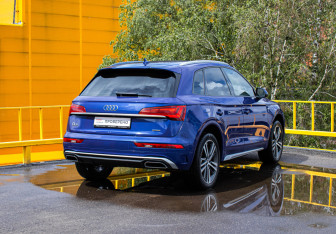 Подержанный автомобиль Audi Q5 2021 года (4 фото)