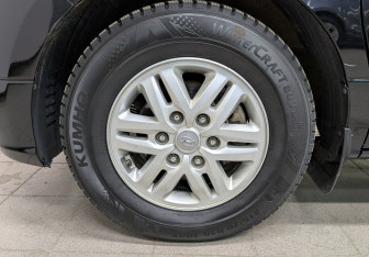 Подержанный автомобиль Hyundai H-1 2021 года (18 фото)