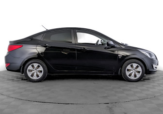 Подержанный автомобиль Hyundai Solaris Sedan 2016 года (4 фото)