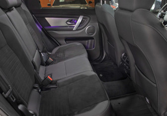 Подержанный автомобиль Land Rover Discovery Sport 2021 года (13 фото)
