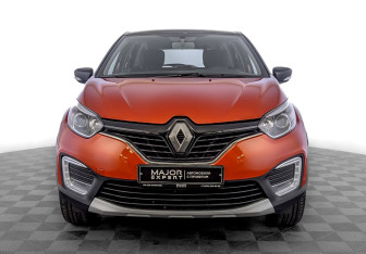 Подержанный автомобиль Renault Kaptur 2018 года (2 фото)