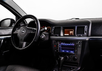 Подержанный автомобиль Opel Vectra Sedan 2007 года (9 фото)