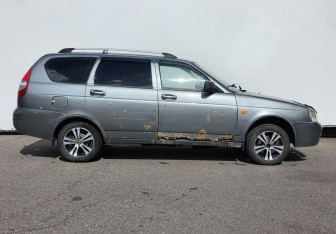 Подержанный автомобиль LADA (ВАЗ) Priora Wagon 2009 года (4 фото)