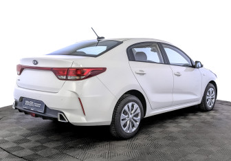 Подержанный автомобиль Kia Rio Sedan 2021 года (5 фото)
