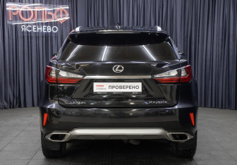 Подержанный автомобиль Lexus RX 2017 года (6 фото)