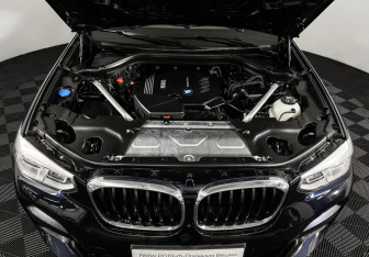 Подержанный автомобиль BMW X3 2020 года (10 фото)