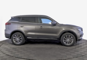 Подержанный автомобиль Geely Atlas Pro 2024 года (4 фото)
