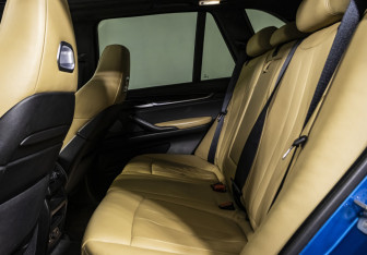 Подержанный автомобиль BMW X5 M 2016 года (15 фото)