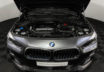 Подержанный автомобиль BMW X2 2020 года (9 фото)