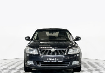 Подержанный автомобиль Skoda Octavia Liftback 2012 года (2 фото)