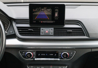 Подержанный автомобиль Audi Q5 2019 года (12 фото)