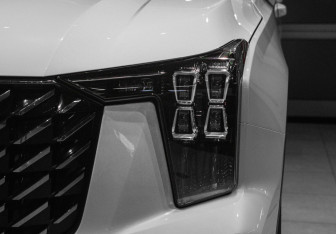 Подержанный автомобиль GAC GS8 2023 года (33 фото)