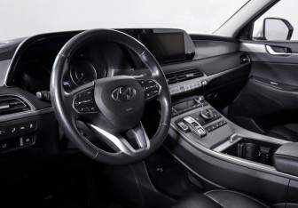 Подержанный автомобиль Hyundai Palisade 2019 года (15 фото)