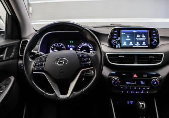 Подержанный автомобиль Hyundai Tucson 2018 года (9 фото)