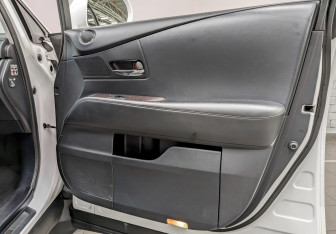 Подержанный автомобиль Lexus RX 2012 года (25 фото)