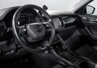 Подержанный автомобиль Skoda Kodiaq 2023 года (14 фото)