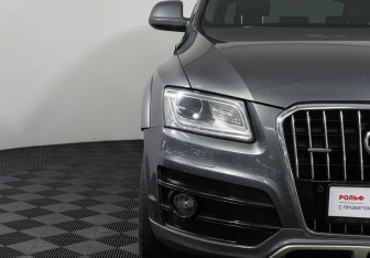 Подержанный автомобиль Audi Q5 2014 года (16 фото)