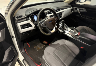 Подержанный автомобиль Geely Atlas 2018 года (7 фото)