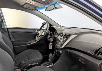 Подержанный автомобиль Hyundai Solaris Sedan 2016 года (11 фото)