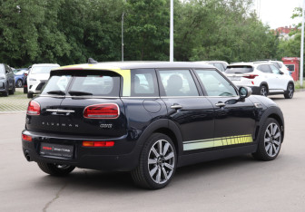 Подержанный автомобиль MINI Clubman Wagon 2020 года (5 фото)