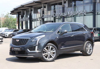 Подержанный автомобиль Cadillac XT5 2021 года (29 фото)