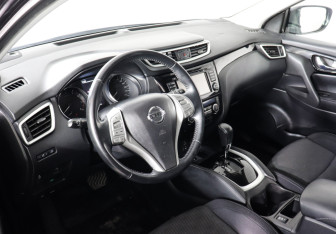 Подержанный автомобиль Nissan Qashqai 2018 года (9 фото)