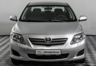Подержанный автомобиль Toyota Corolla Sedan 2007 года (2 фото)