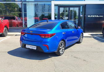 Подержанный автомобиль Kia Rio Sedan 2018 года (5 фото)