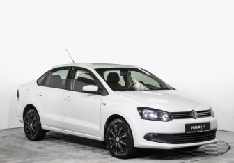 Подержанный автомобиль Volkswagen Polo Sedan 2012 года (3 фото)