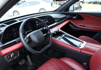 Подержанный автомобиль Exeed RX 2023 года (13 фото)