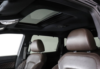 Подержанный автомобиль SsangYong Rexton 2021 года (18 фото)