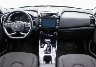 Подержанный автомобиль Hyundai Creta 2021 года (13 фото)