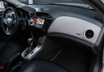 Подержанный автомобиль Chevrolet Cruze Sedan 2010 года (9 фото)