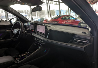 Новый Audi Q5 2025 (9 фото)