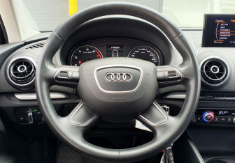 Подержанный автомобиль Audi A3 Hatchback 2013 года (14 фото)