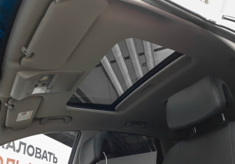 Подержанный автомобиль Chevrolet Captiva 2013 года (18 фото)